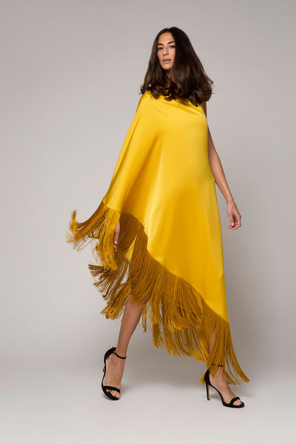 THE PONCHO amber
