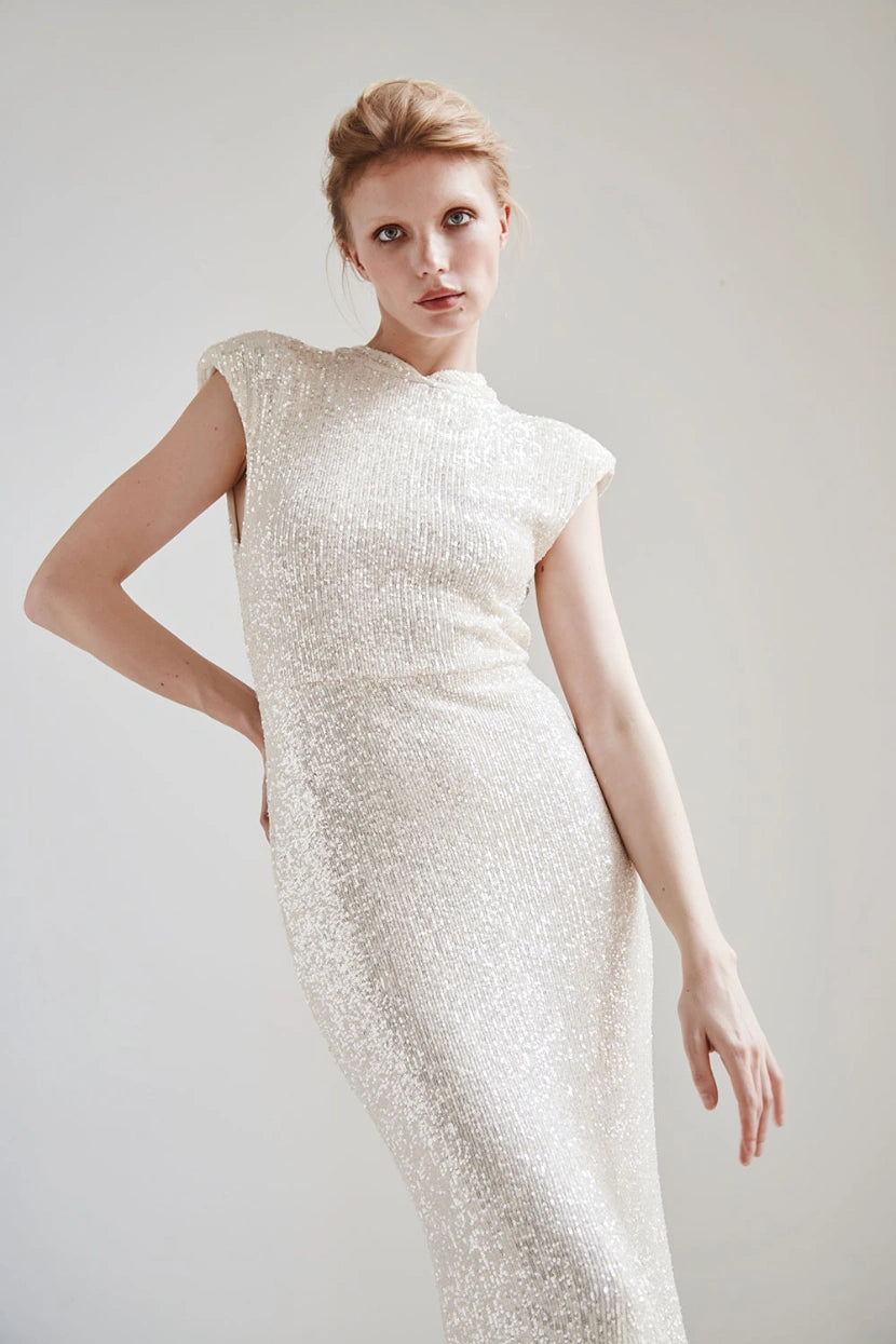 BONDWHITEDRESSJOLINA1_2178cc6b-adab-4f36-9b18-f895ce4f3e99.webp