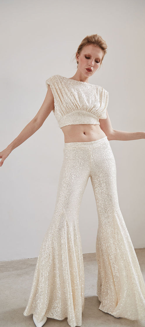 CHER white pants