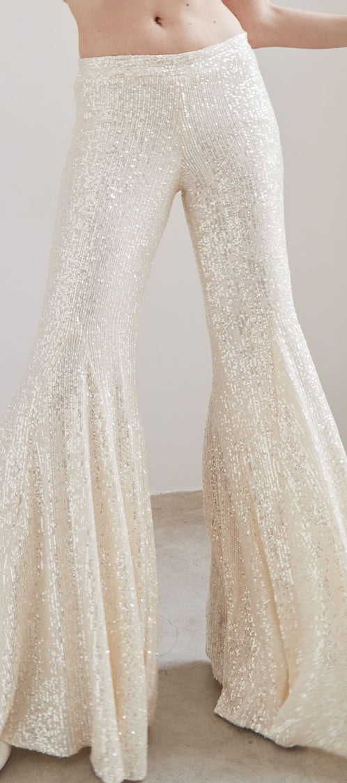CHER white pants