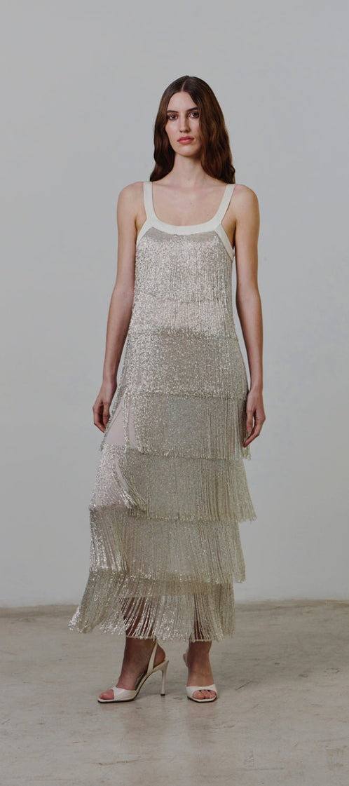 Try On The STRAIGH dress