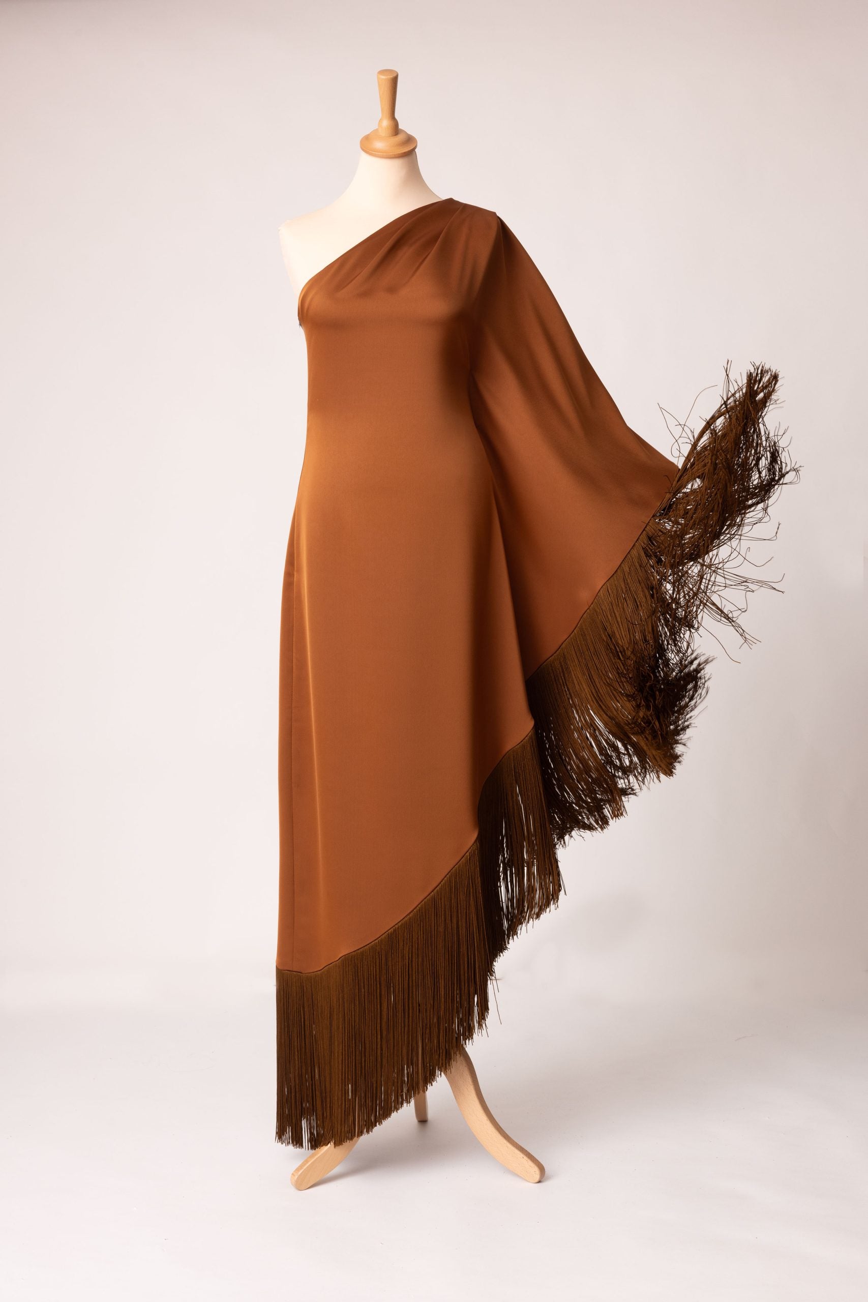 THE PONCHO hazelnut