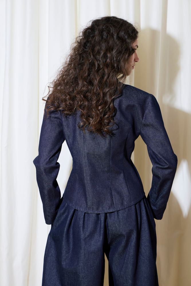 TOMGIRLSHIRT4_21b18ba6-392d-40e4-86f9-6505366563f3.jpg