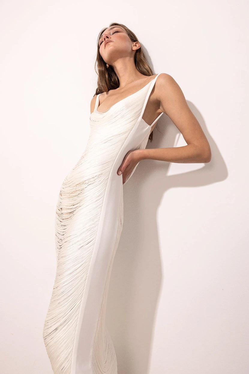 WAVEDRESSINNA1_409f8356-fe51-48bb-b987-de51764aac08.webp