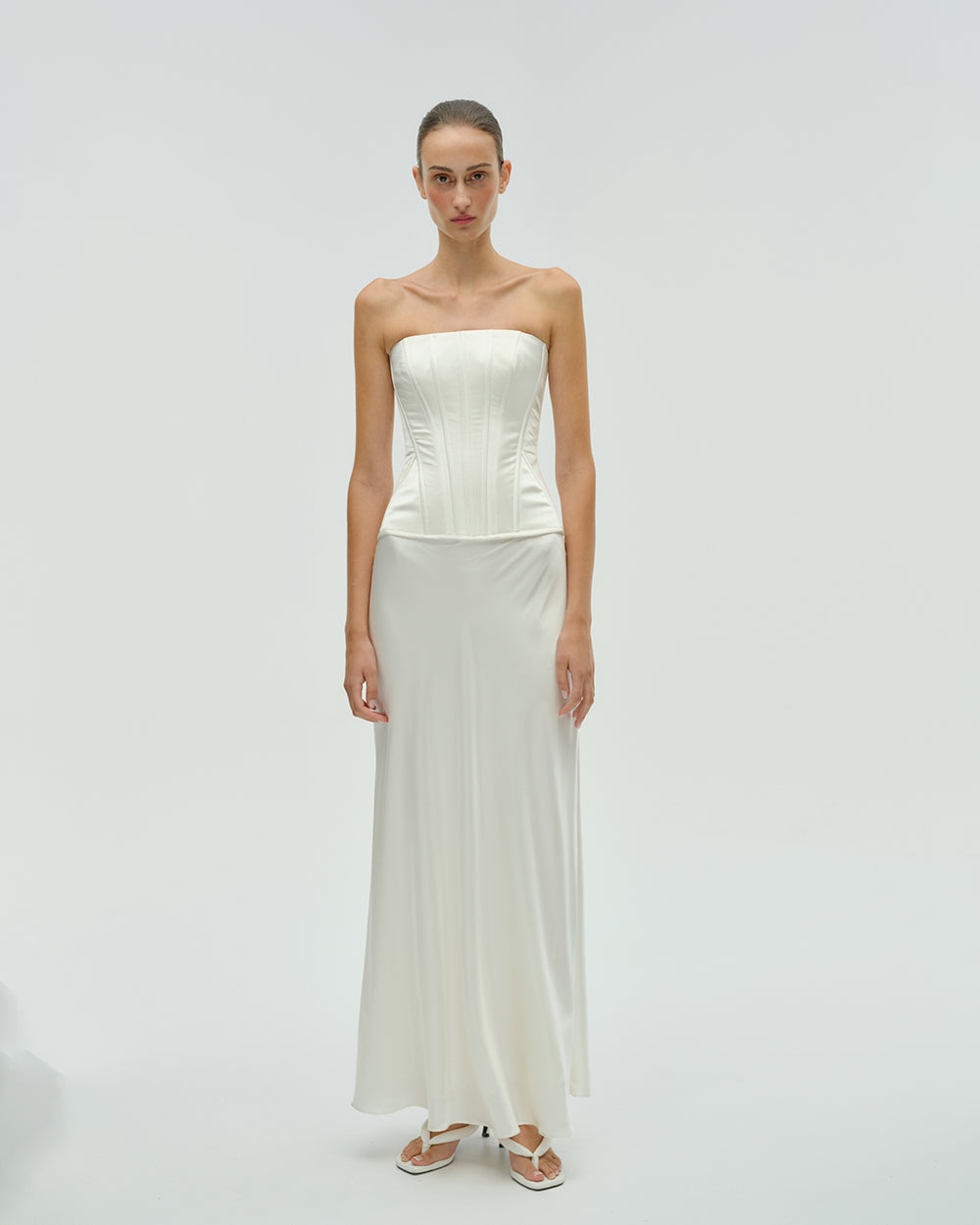 WOMANZE10971.jpg