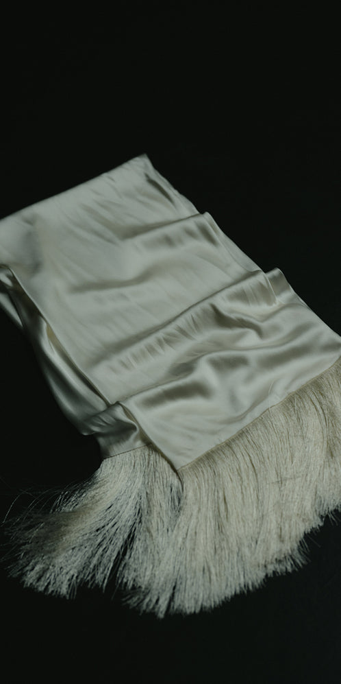 Left behind foulard